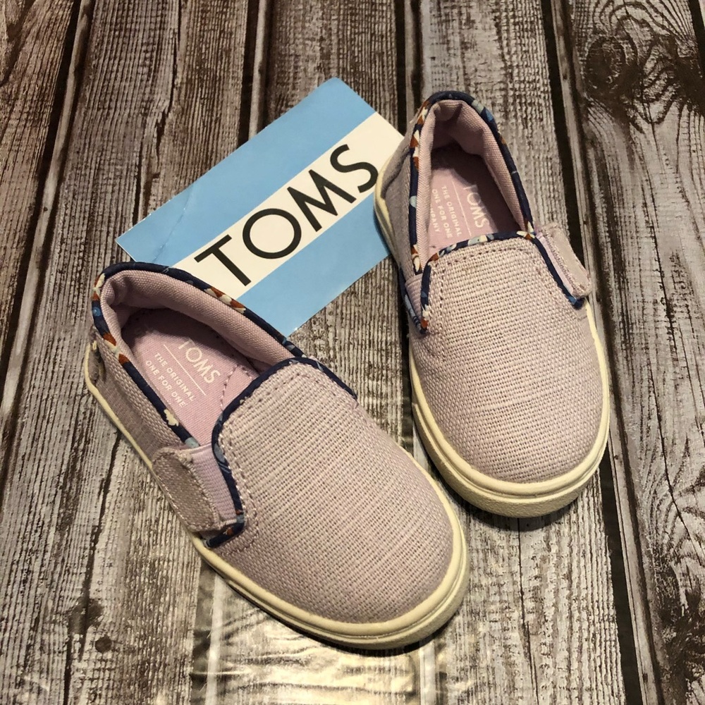 Toddler Size 5 TOMS